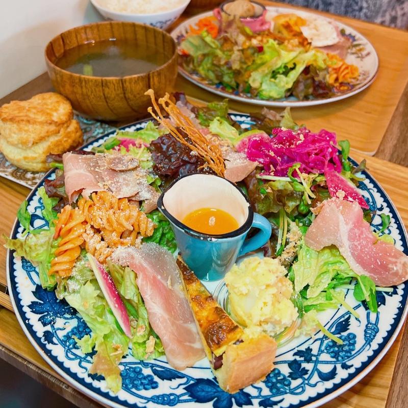SALADA LUNCHSET(Cozy cafe kyoto.)