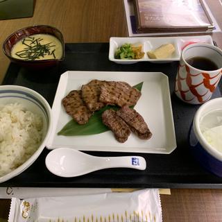 牛たん三種盛りセット(ねぎし タカシマヤタイムズスクエア店)