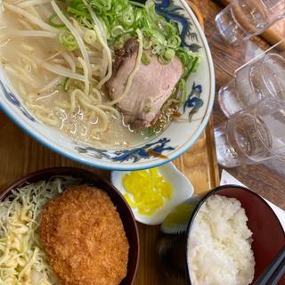 コロッケ定食(北海らーめん 淡河店)