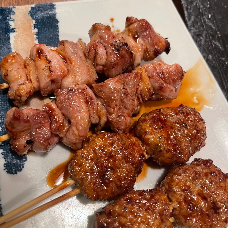 100日鶏 つくね ＋み(やきとり暫 )