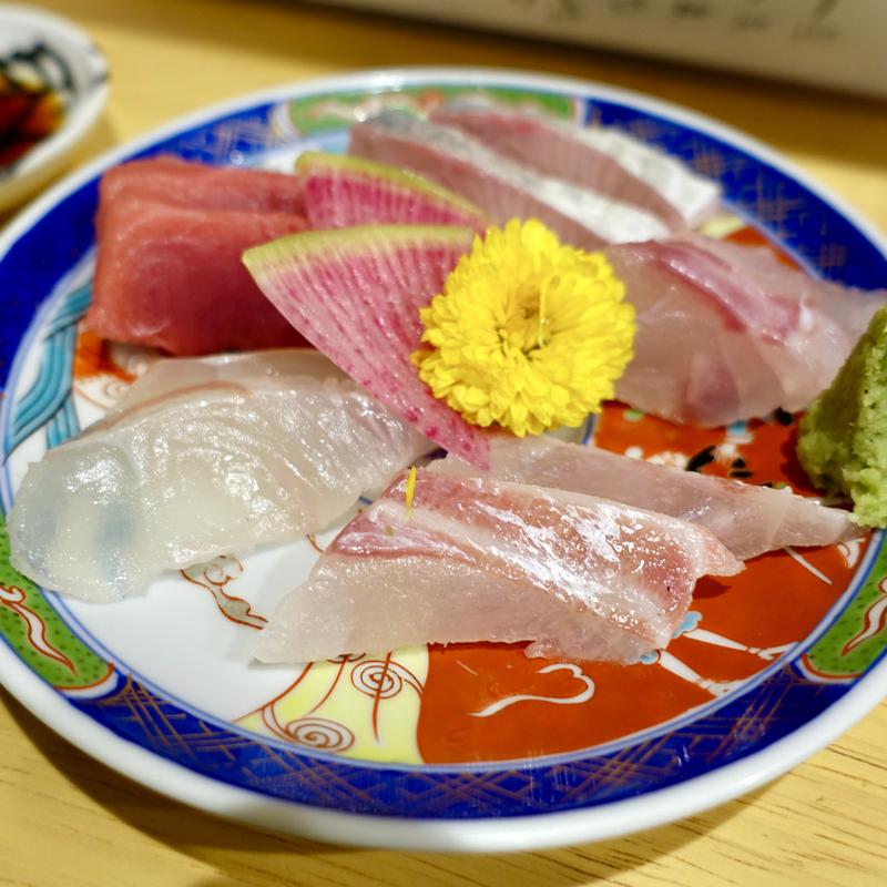 おまかせ造り盛り5種(立呑やいしもん梅田店)