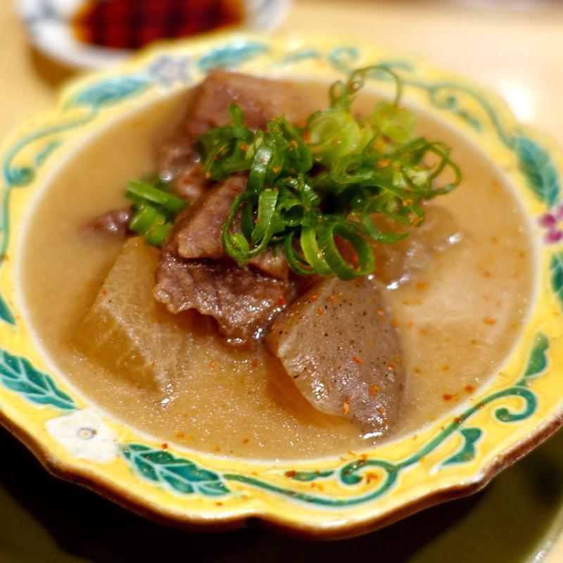 牛すじどて煮(立呑やいしもん梅田店)