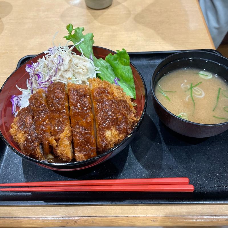 厚切ロースの味噌カツ丼(ごはんや ODAIDOKORO 於大処)