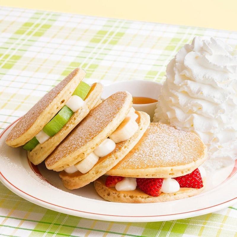 フルーツパンケーキサンド(エッグスンシングス　横浜山下公園店)