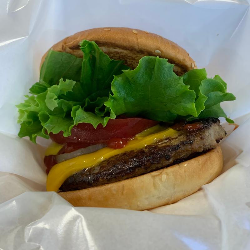 クラッシックチーズバーガー(フレッシュネスバーガー成田空港第3ターミナル)