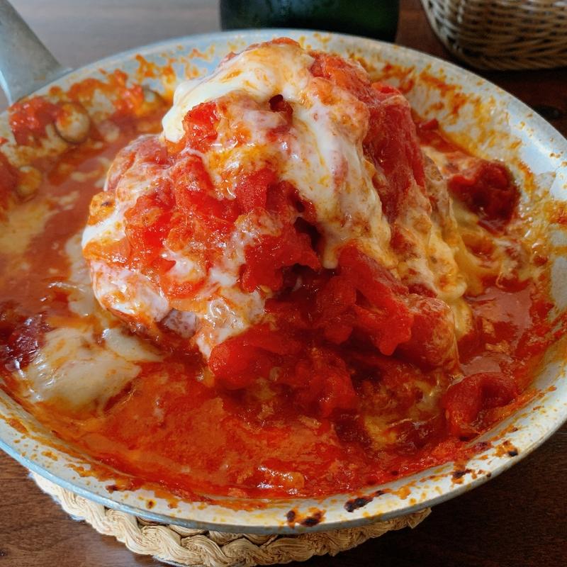 石窯焼きモッツァレラチーズの自家製トマトソース自家製生パスタ(Ｌａ　Ｆｅｓｔａ)