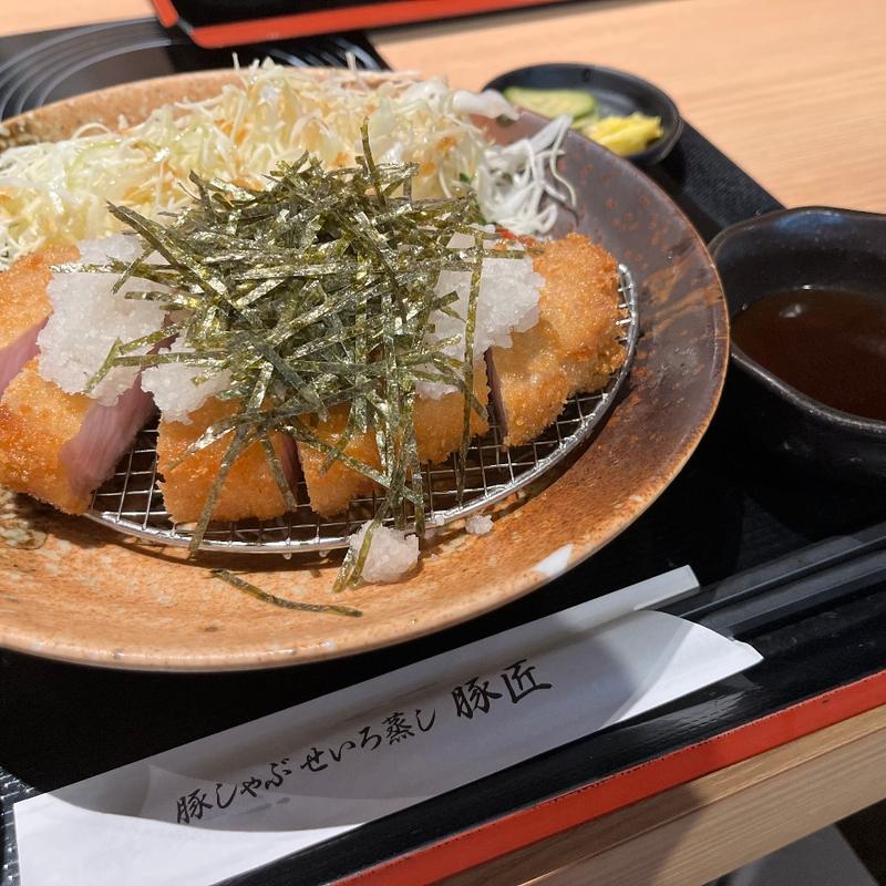 みぞれ鰹だしロースカツ(豚匠 本町邸)