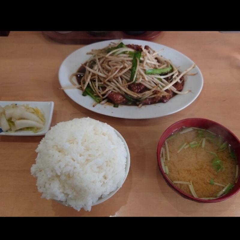 レバニラ炒め定食(千一家)