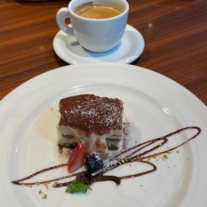 スペシャーレコース【デザート】エスプレッソとマスカルポーネのティラミス(セラフィーナ ニューヨーク さいたま新都心店)