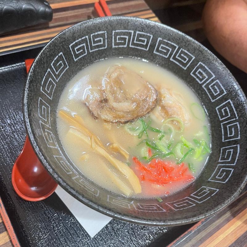 濃厚とんこつラーメン(土山サービスエリア（上下線）スナックコーナー )