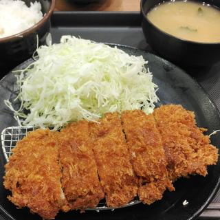 チキンカツ定食(松のや 仙台中央店)