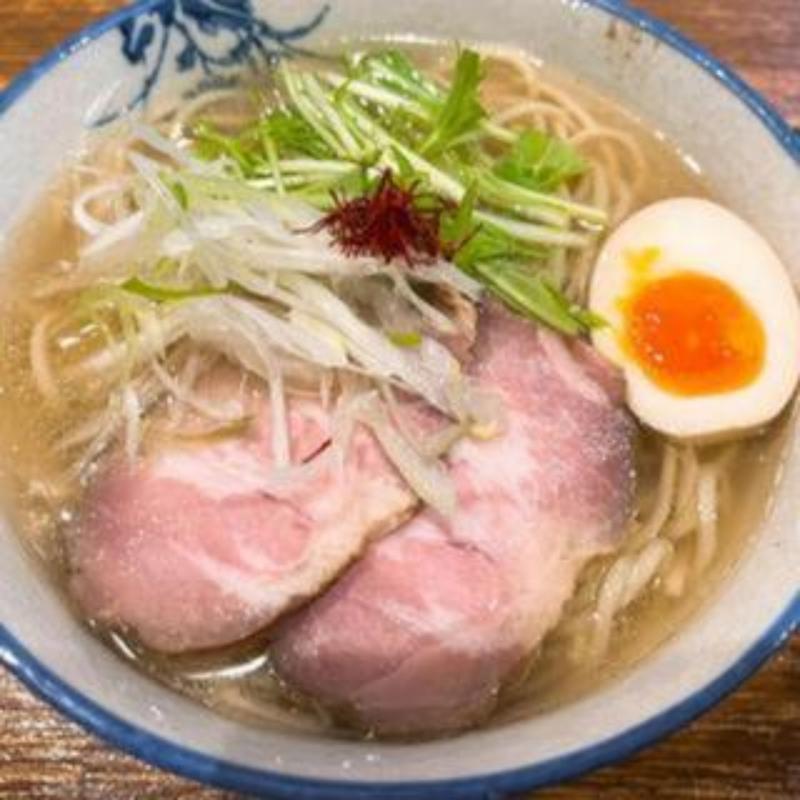 塩ラーメン(自家製熟成麺 吉岡 目白総本店)