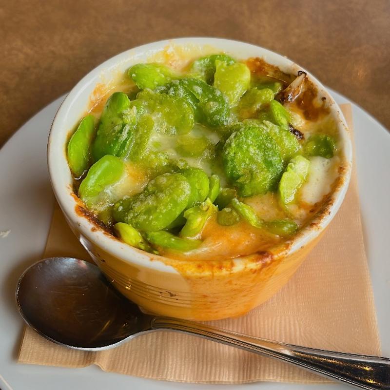 そら豆とベーコンのグラタン(ジョリーパスタ 日生中央店)