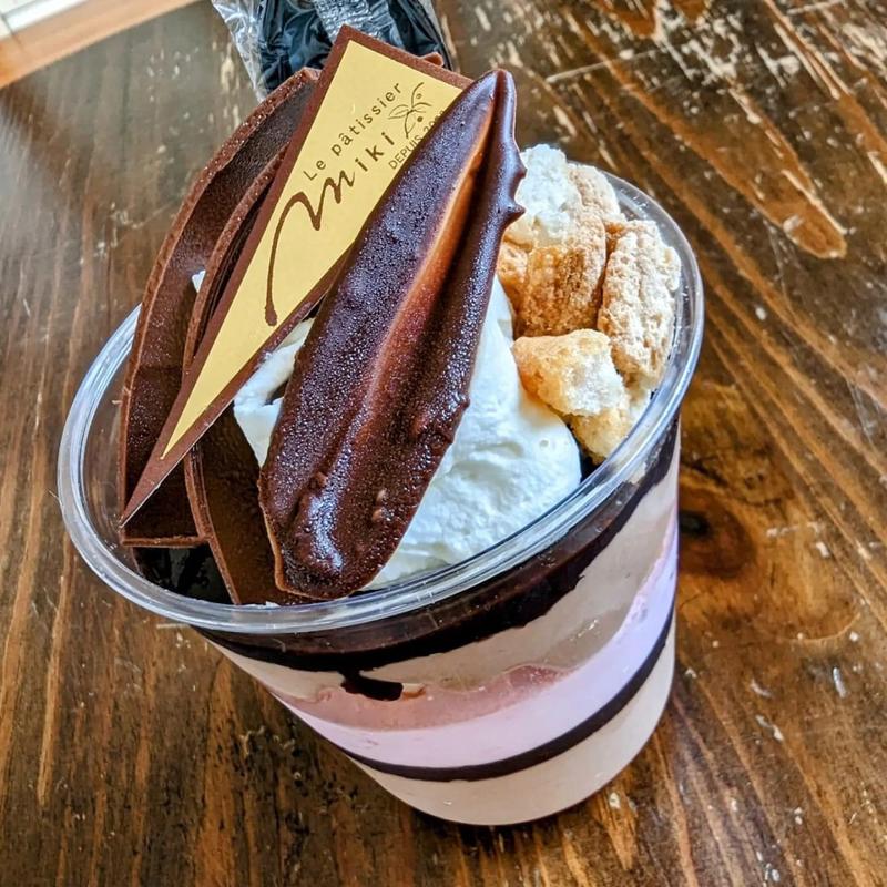 チョコパフェケーキ(ル・パティシエ ミキ)