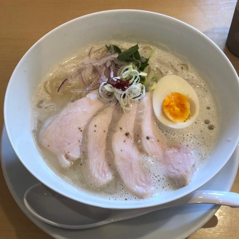 (鶏白湯そば うちだ)