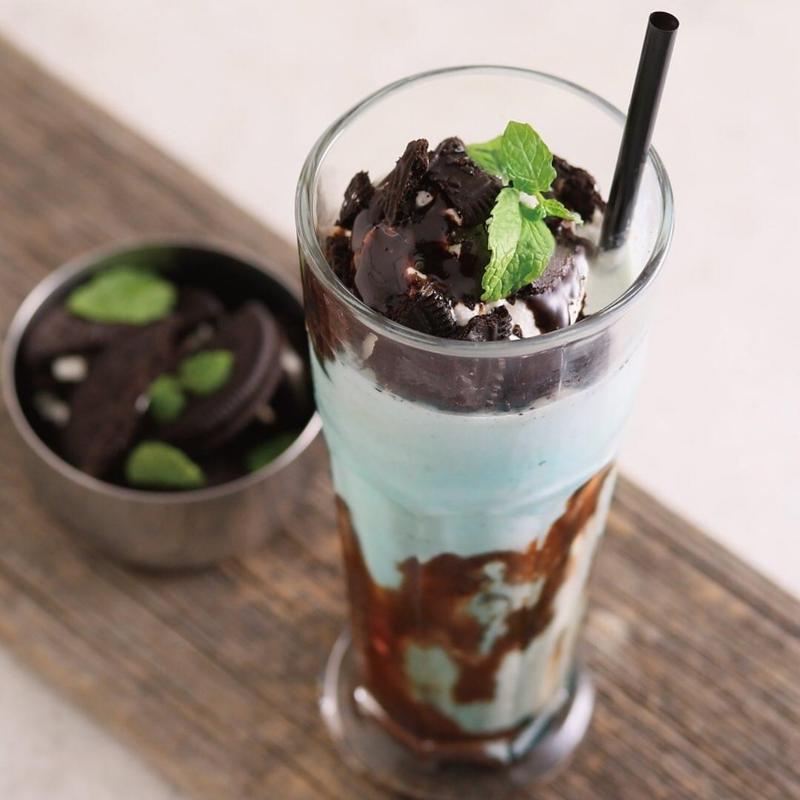 チョコミントシェイク(MARFA CAFÉ)