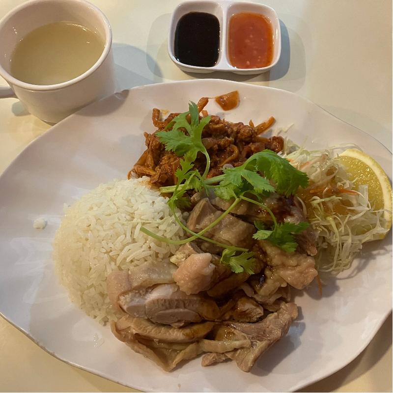 天鶏ランチ（小盛り）(天鶏飯店)