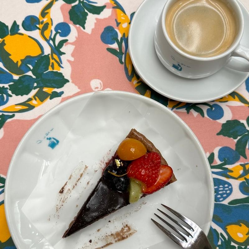 漆黒の甲冑と徳川四天王のタルト(キル フェ ボン青山)