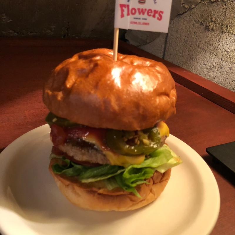 (ハンバーガー＆グリルフラワーズ)