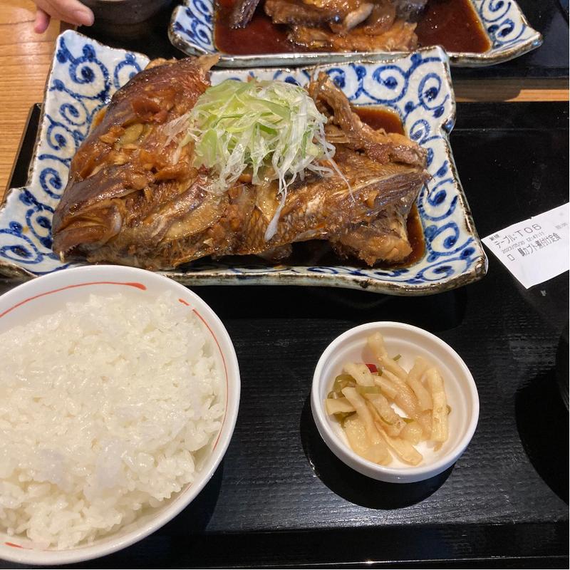 鯛かぶと定食(都民酒場魚金 神保町店)