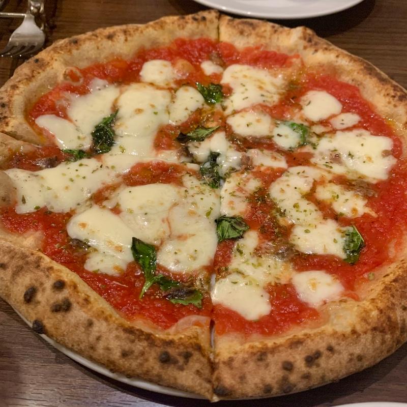 ピッツァ(ソローノ （Solono）)