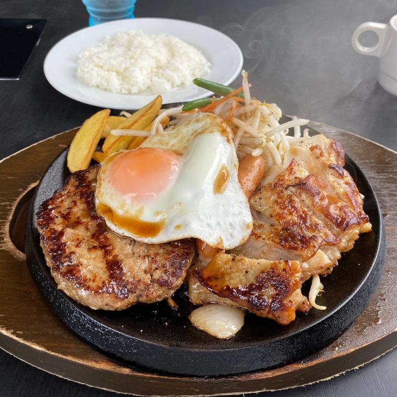ミックスグリルレギュラー(トッピング目玉焼き)(肉のはせ川　名古屋浜田店)