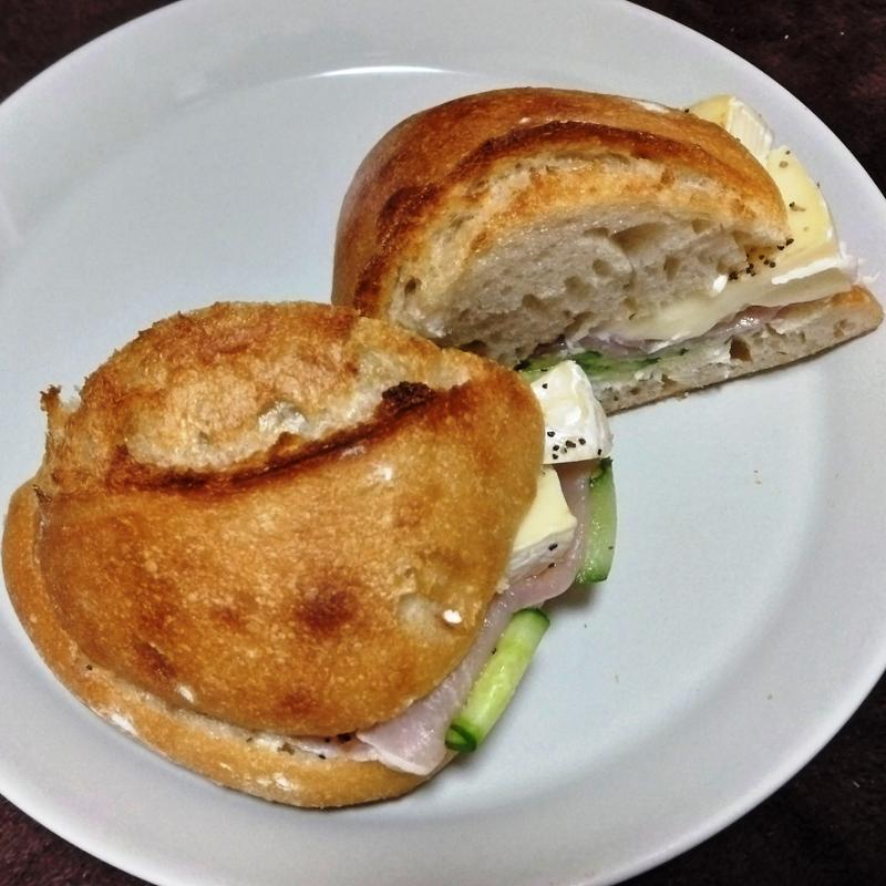 生ハムカマンベールサンド(Girafe Repos （ジラフルポ）)