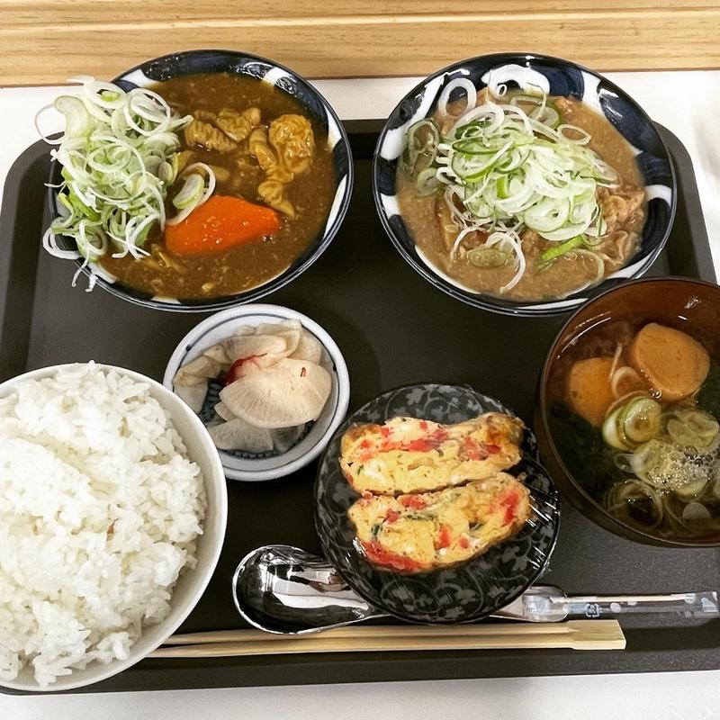 2種盛り定食(味噌&カレー)＋卵焼き(もつ乃)