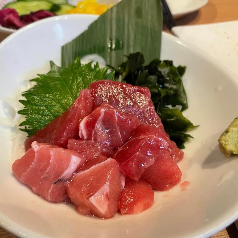 本マグロ刺し(ヤキトリ酒場 武州屋)