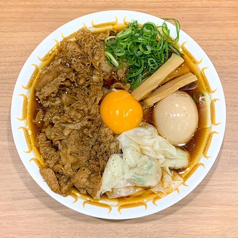 祝い盛りラーメン(特製味噌ラーメン わだ商店 西池袋店 （旧：大阪スタ味噌ラーメンわだ）)