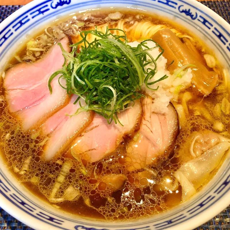 鶏醤油焼豚ワンタン麺(柴崎亭 )