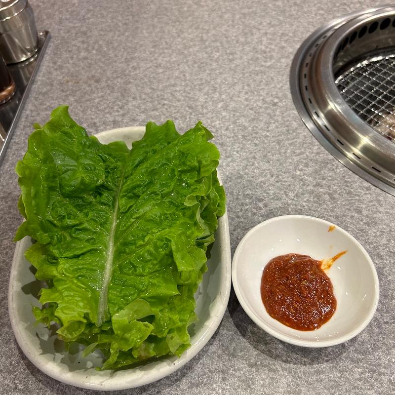 サンチュ(焼肉 西の屋)