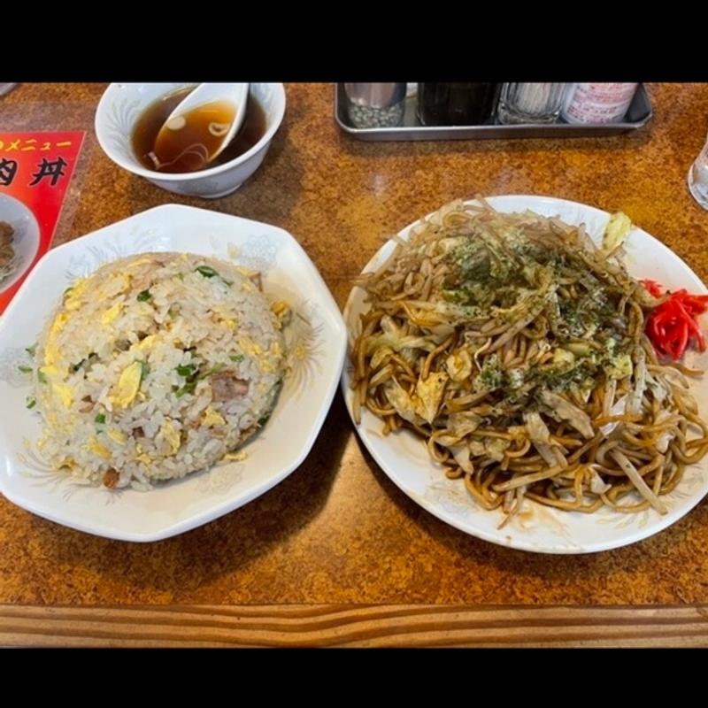 炒飯、焼きそば(珍来総本店 八潮ドライブイン店)