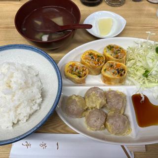 春巻き定食(一芳亭 本店 （イッポウテイ）)