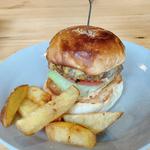 ビージャックチーズバーガー(9 Hamburger & Dining Bar)