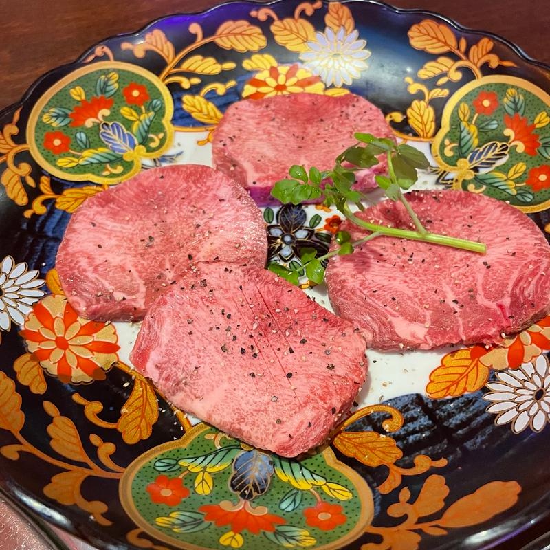 厚切りタン(でっせ （アサマデヤキニク デッセ）)