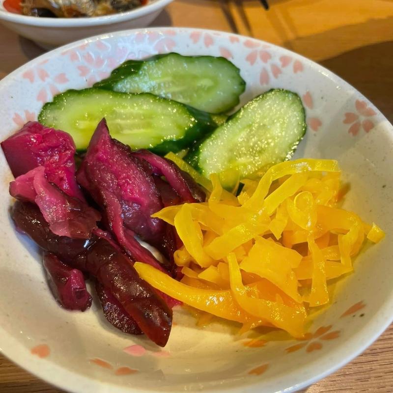 漬物盛り合わ絶品(ヤキトリ酒場 武州屋)