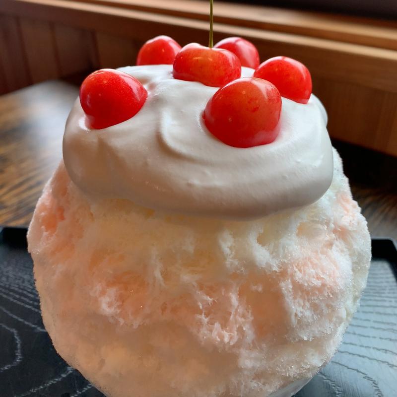 さくらんぼみるくホイップ(雪みるく )