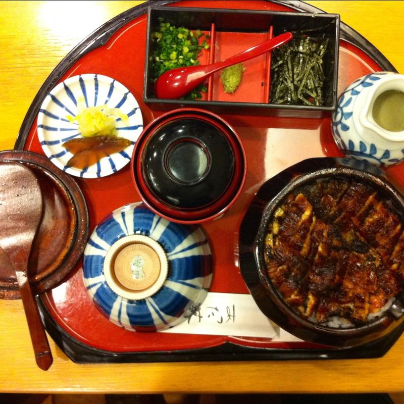 (あつた蓬莱軒 松坂屋地下店)