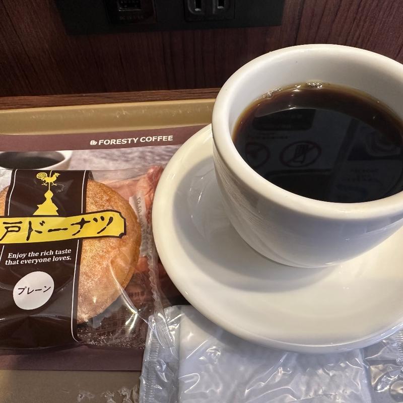 アメリカンコーヒーとプレーンドーナツ(フォレスティコーヒー 海老名店)