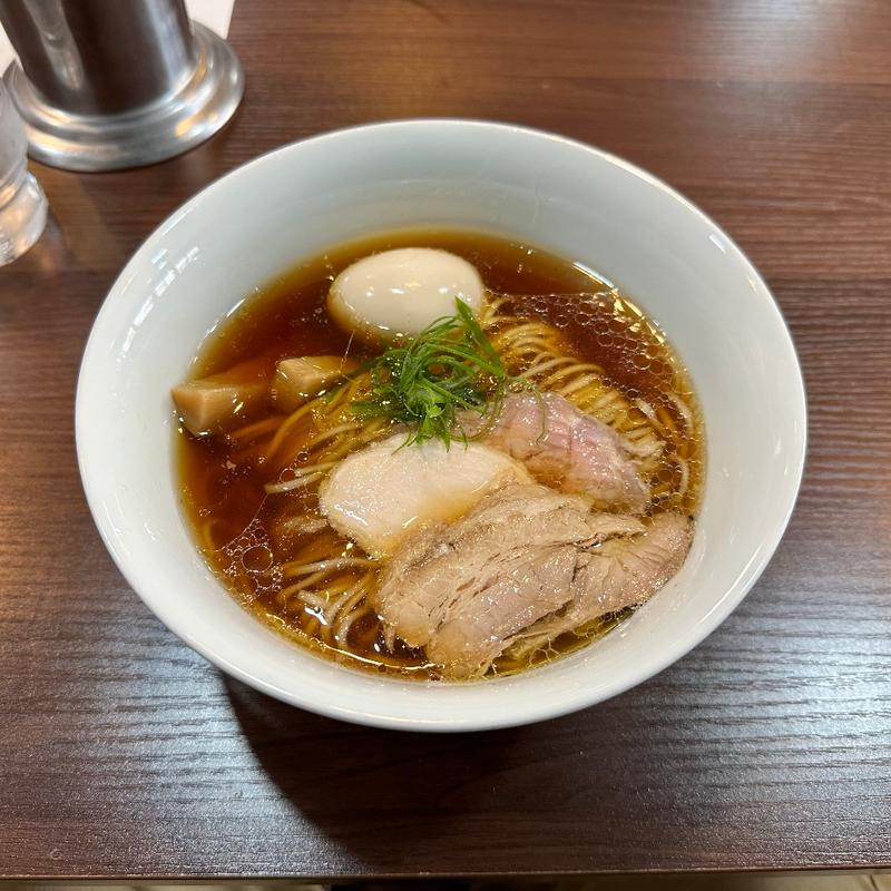 淡麗醤油そば(53's Noodle )