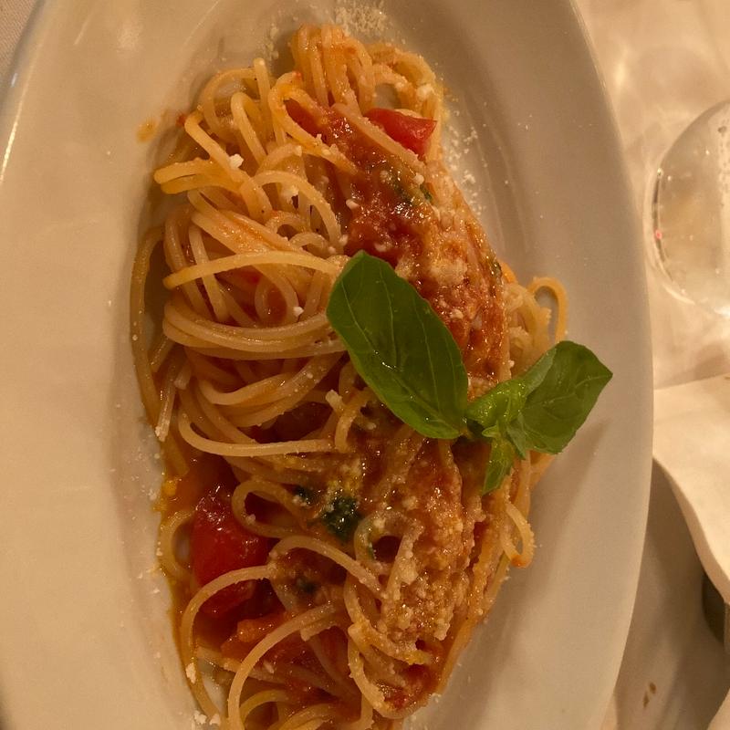 トマトバジルスパゲティ(トラットリア シチリアーナ ドンチッチョ（Don Ciccio）)