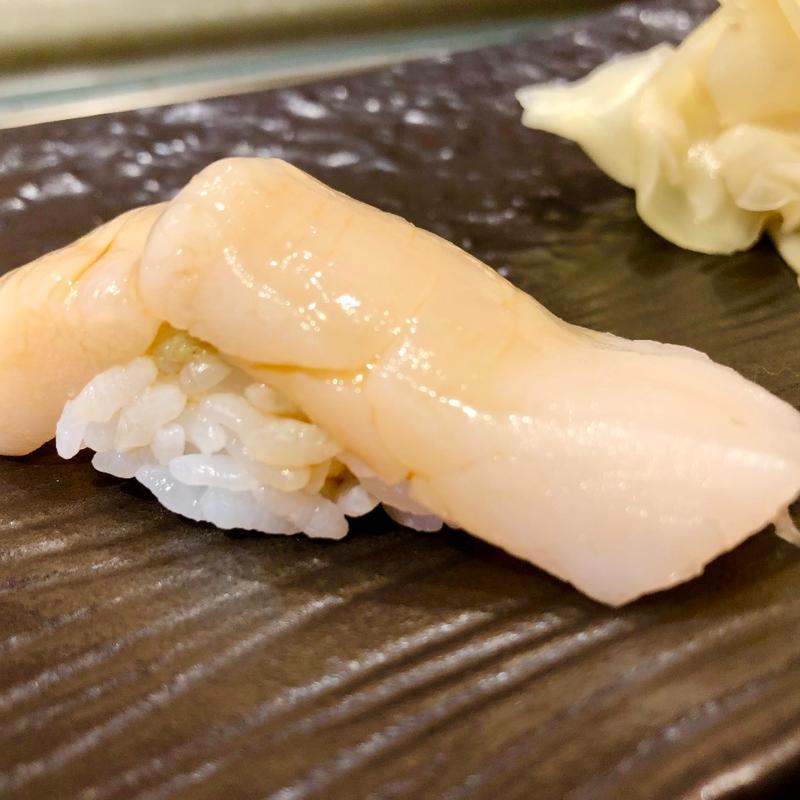 帆立の握り(すし好 恵比寿店)