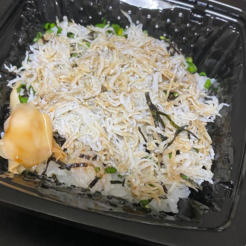 釜揚げしらす(フードウェイ中洲食小町店)