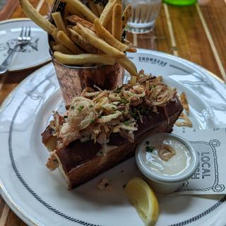 Lobster Roll(Ironside Fish & Oyster)