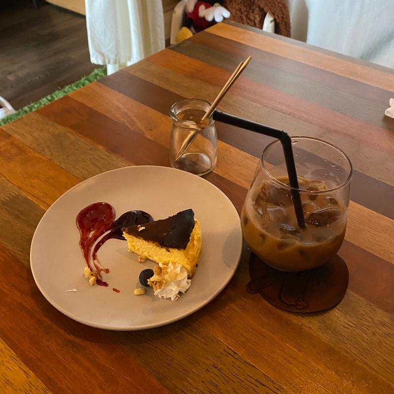 (SUGAR. cafe＆pub house)