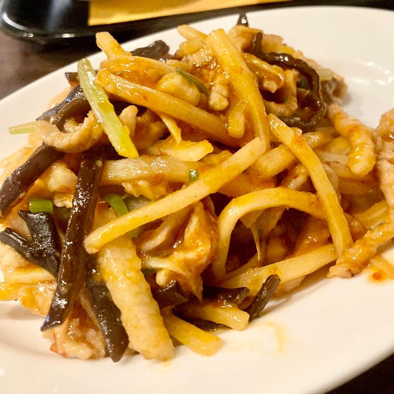 豚細切り肉の四川風甘酢炒め(中国菜 feve. (フェーブ))