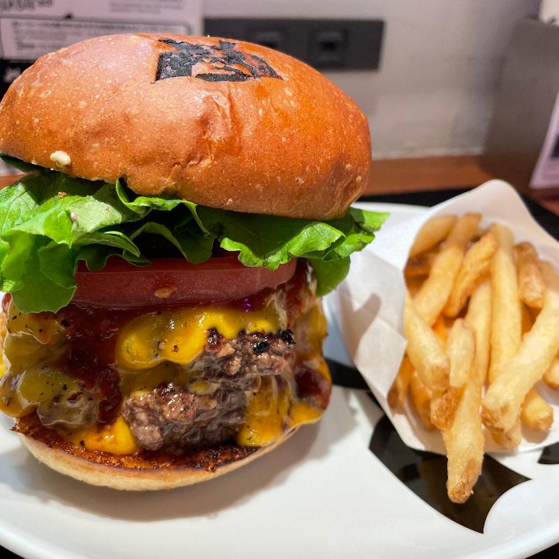 ダブルチーズバーガー(ショーグンバーガー)
