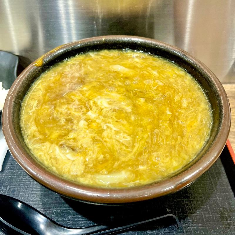 鶏卵カレーうどん(つくもうどん 塩小路本店)