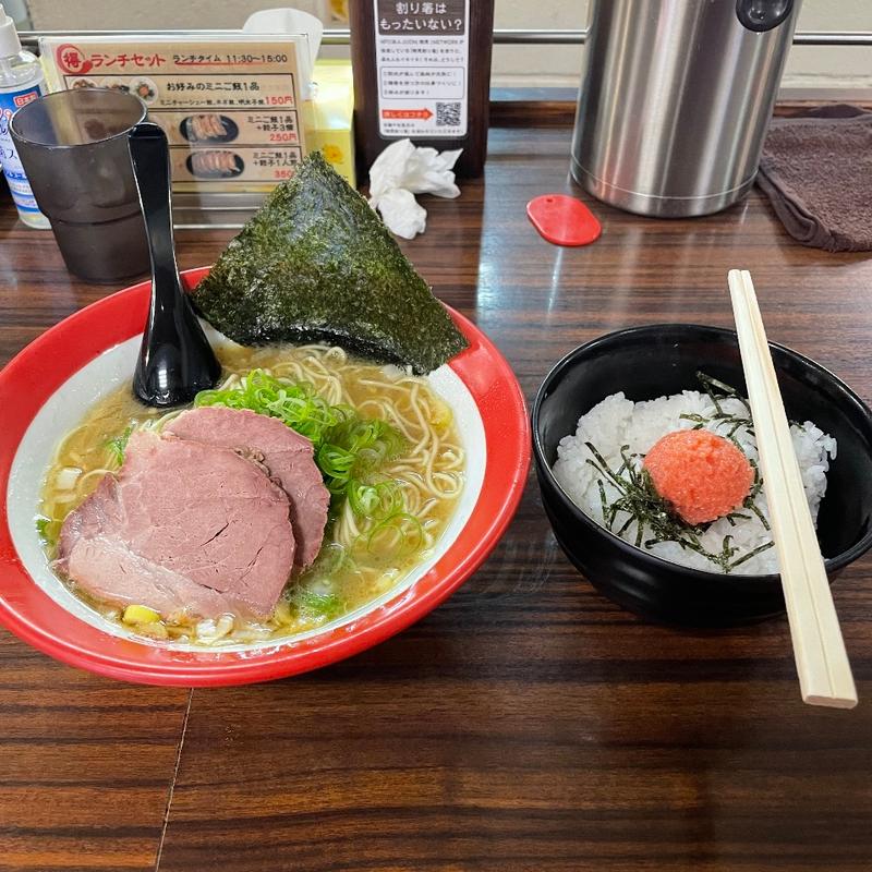 ラーメン(博多とんこつラーメン はじめ 中目黒本店)